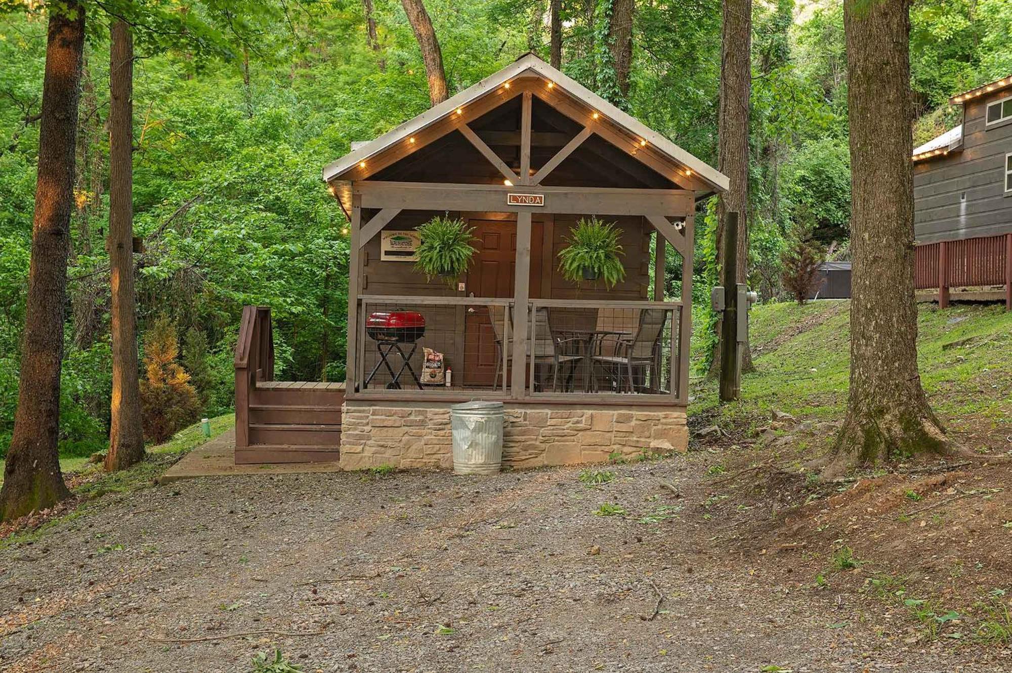 Tiny Cabin Village Private Hot Tub Lynda Cabin Чаттануґа Екстер'єр фото